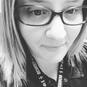 Meet your Posher, Debra